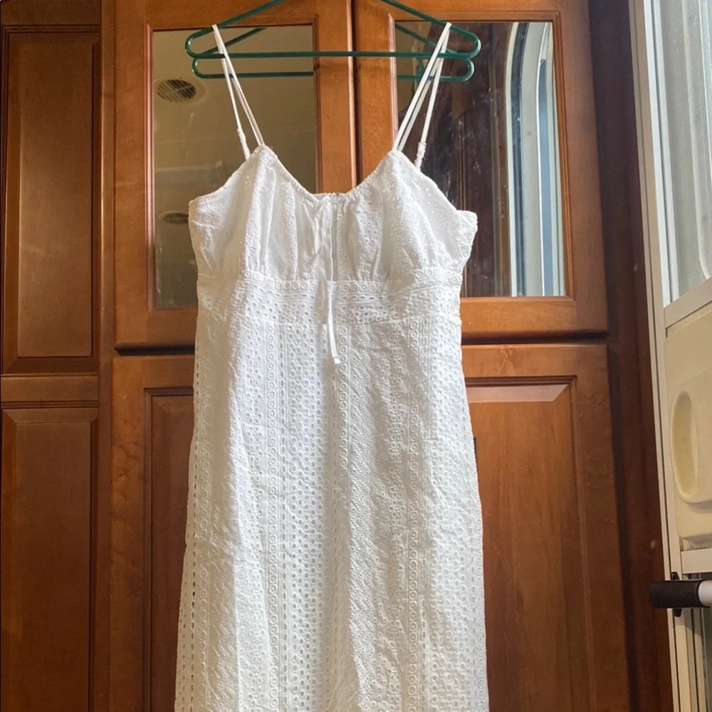 Lulu’s Chic White Eyelet Pattern Maxi Dress XL Summer Wedding Guest - Picture 1 of 14